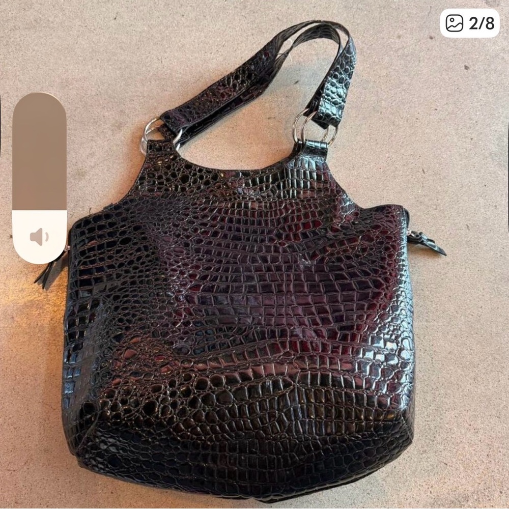 Lulu's Black Crocodile-Embossed Shoulder Bag - Picture 2 of 8